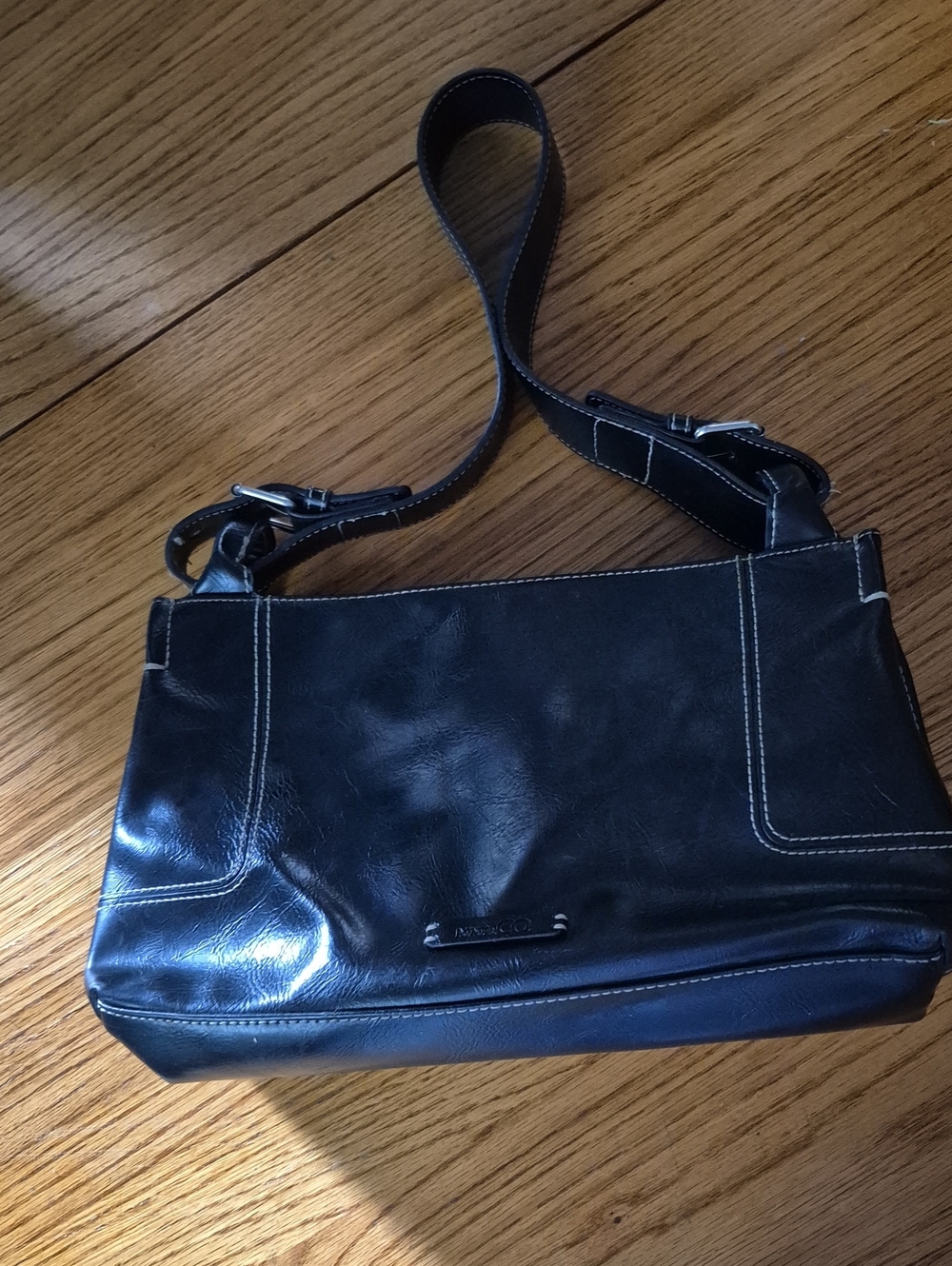 Nine & Co. Black Leather Shoulder Bag with White Stitching